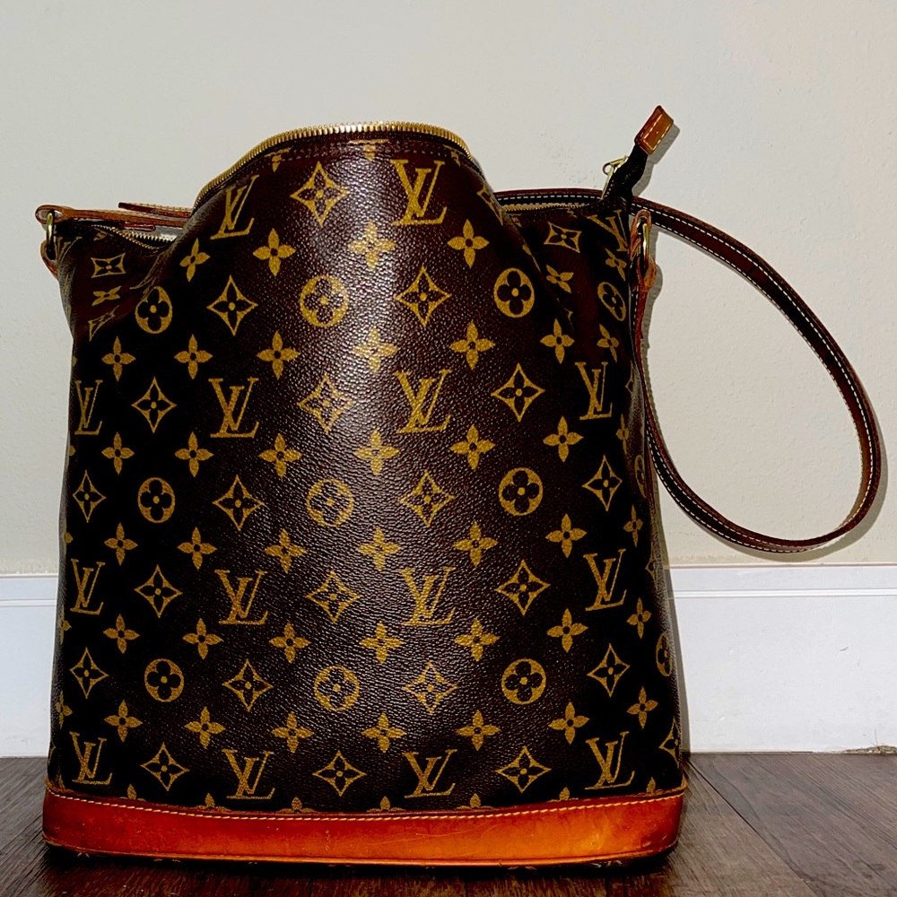 EUC Louis Vuitton limited edition amfar 3 Sharon Stone bucket bag